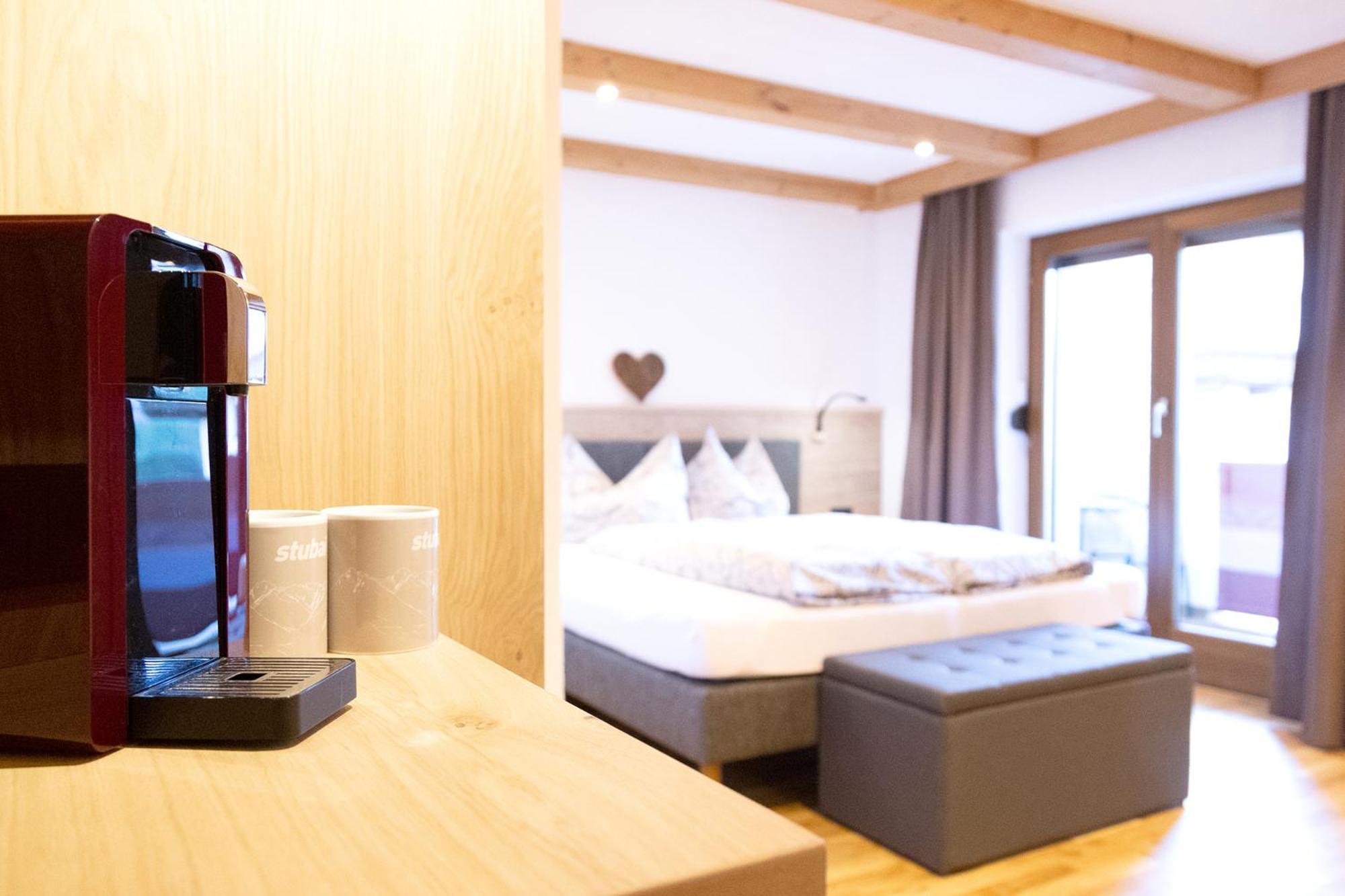 Haus Steinbock Bed & Breakfast Neustift im Stubaital Exterior photo